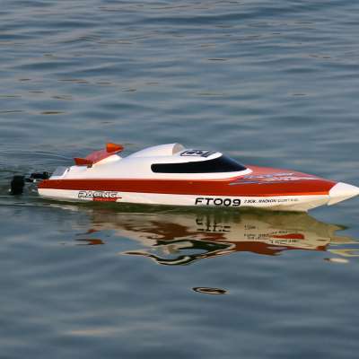 RC remote controlled boat FT009 orange