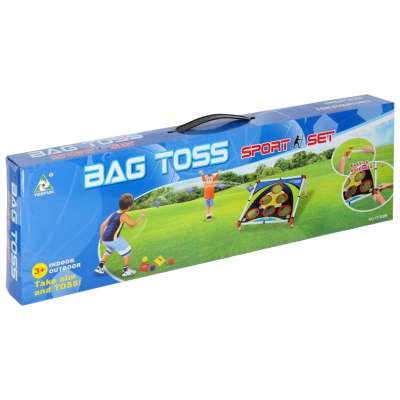Toss to the target with bags darts skill game