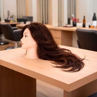 Hairdresser training head natural hair brown
