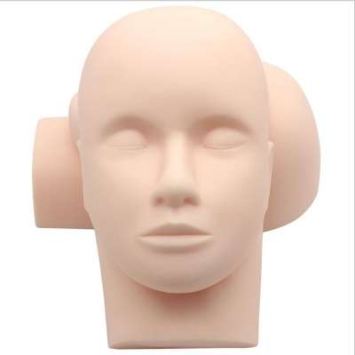 Head Training head for eyelash extensions