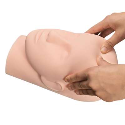 Head Training head for eyelash extensions