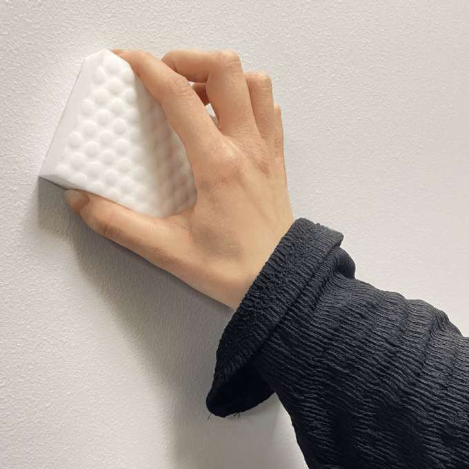 Magic melamine sponge removes tough stains