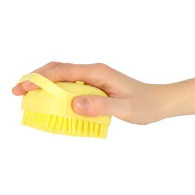 Silicone brush for washing dogs cats yellow