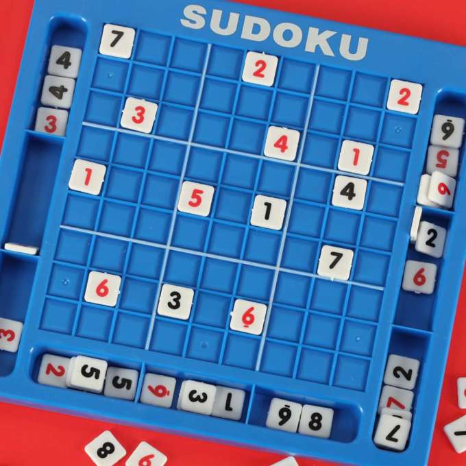 Gra logiczna liczbowa łamigłówka sudoku