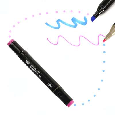 Double-sided alcohol markers in case 120 + stand