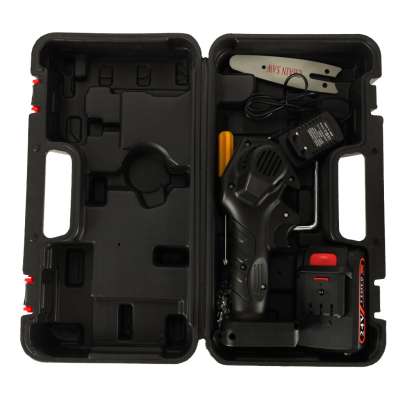 Mini chainsaw USB saw in case