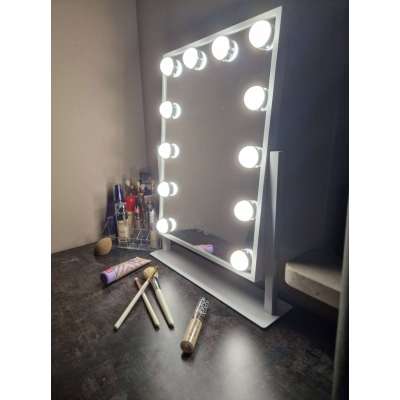 LED make-up mirror with USB bulbs 30x40cm