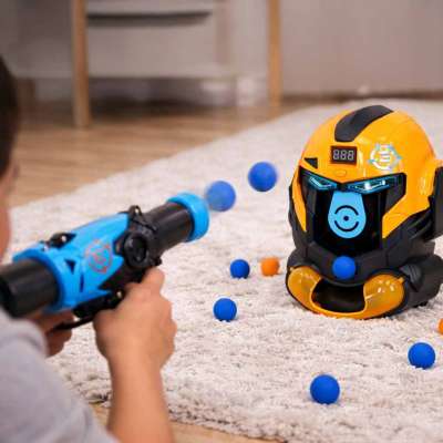 Dexterity game robot head target shooting gun balls target