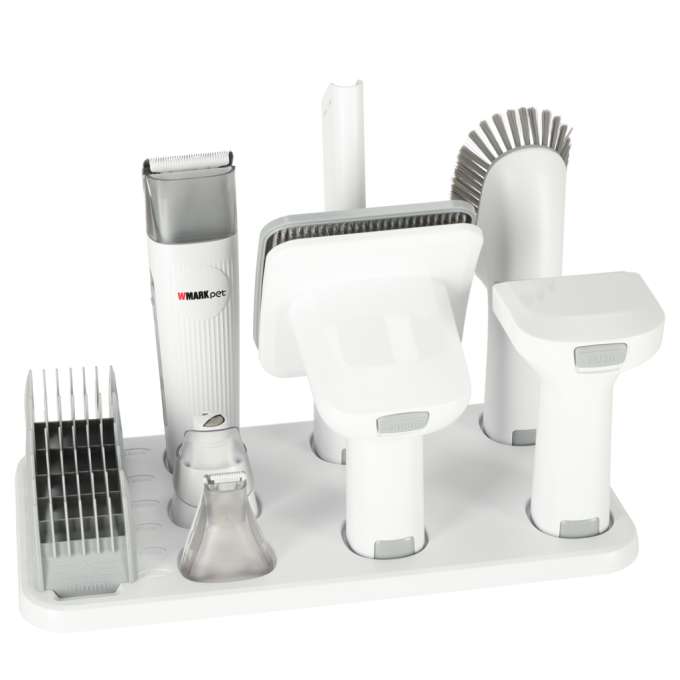 Pet hair vacuum cleaner grooming