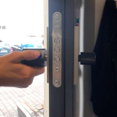 Zamek elektroniczny wkładka do drzwi na kod odcisk palca bluetooth