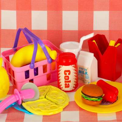 Picnic basket fast food pizza toy food