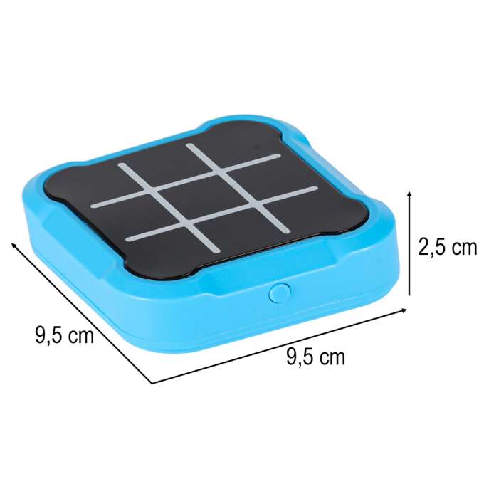 Circle and crosses electronic game blue