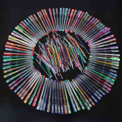 Coloured gel pens in a case 100pcs + 100 caps