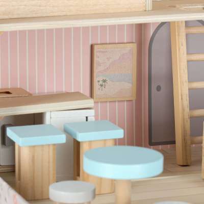 Dollhouse in a suitcase with accesories and wooden furniture