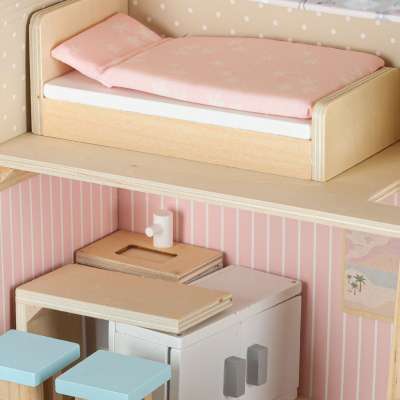 Dollhouse in a suitcase with accesories and wooden furniture
