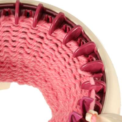 Knitting machine sewing kit 5 yarns