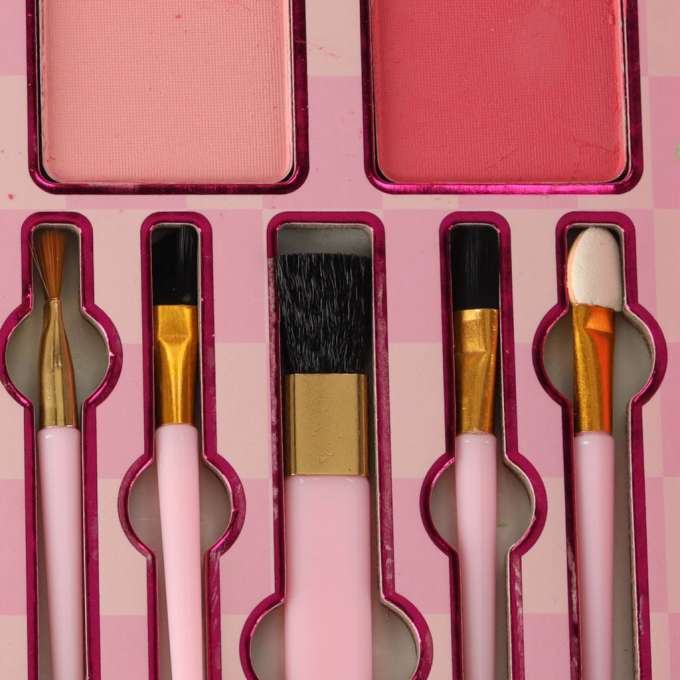 Kuferek zestaw kosmetyków do makijażu i paznokci makeup kosmetyki cienie lakiery szuflady syrenka