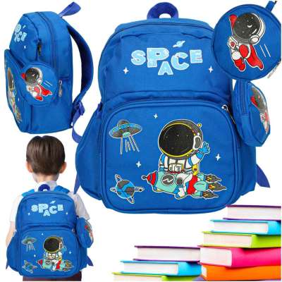 Plecak dla przedszkolaka szkolny dziecięcy astronauta 30x14x23cm
