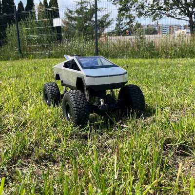 RC Pickup Truck Climbing Vehicle 1:8 2.4G