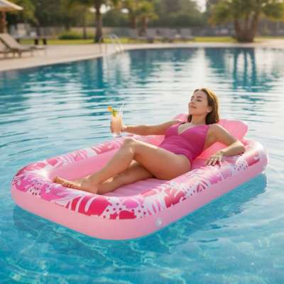 Inflatable swimming mattress with cushion pink