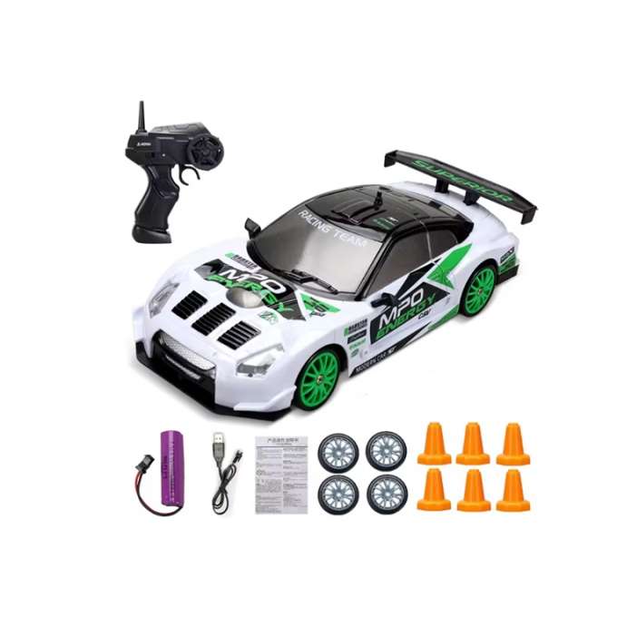 Samochód zdalnie sterowany sportowy drift 1:24 LED 4WD 4x4 2,4GHz pachołki