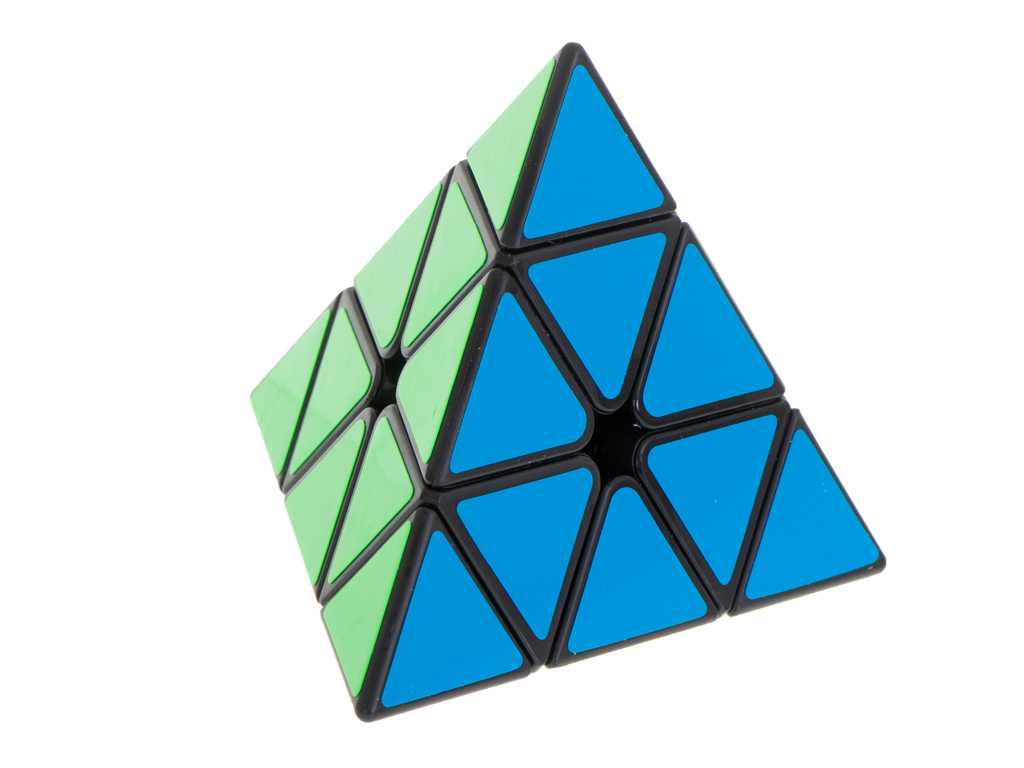 PYRAMINX puzzle hra s kostkami Black MoYu KX5682