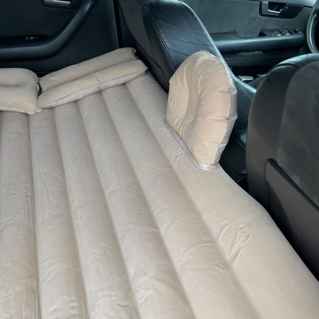 Nafukovací matrace do auta + pumpa béžová KX7579_1