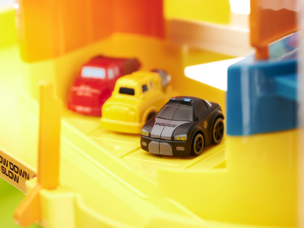 Parkovací garáž 4 úrovně elektrický výtah + 6 aut KX5588