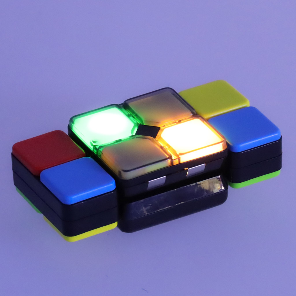 Arkádová hra LED puzzle kostka KX3371